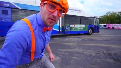 اتوبوس سواری با بلیپی